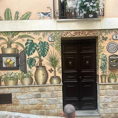 Attila Apartment